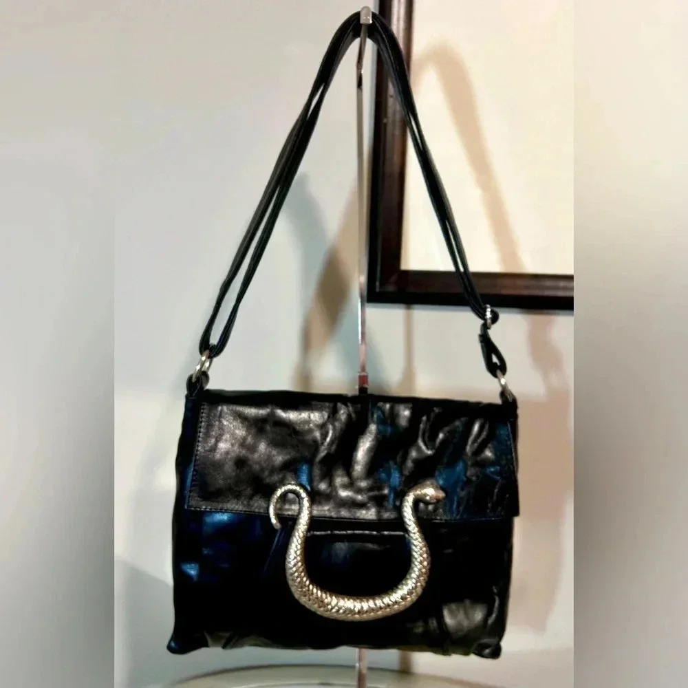 EUC JOCASI Black Leather Adjustable Strap Shoulder/Crossbody Bag W/Snake Accent